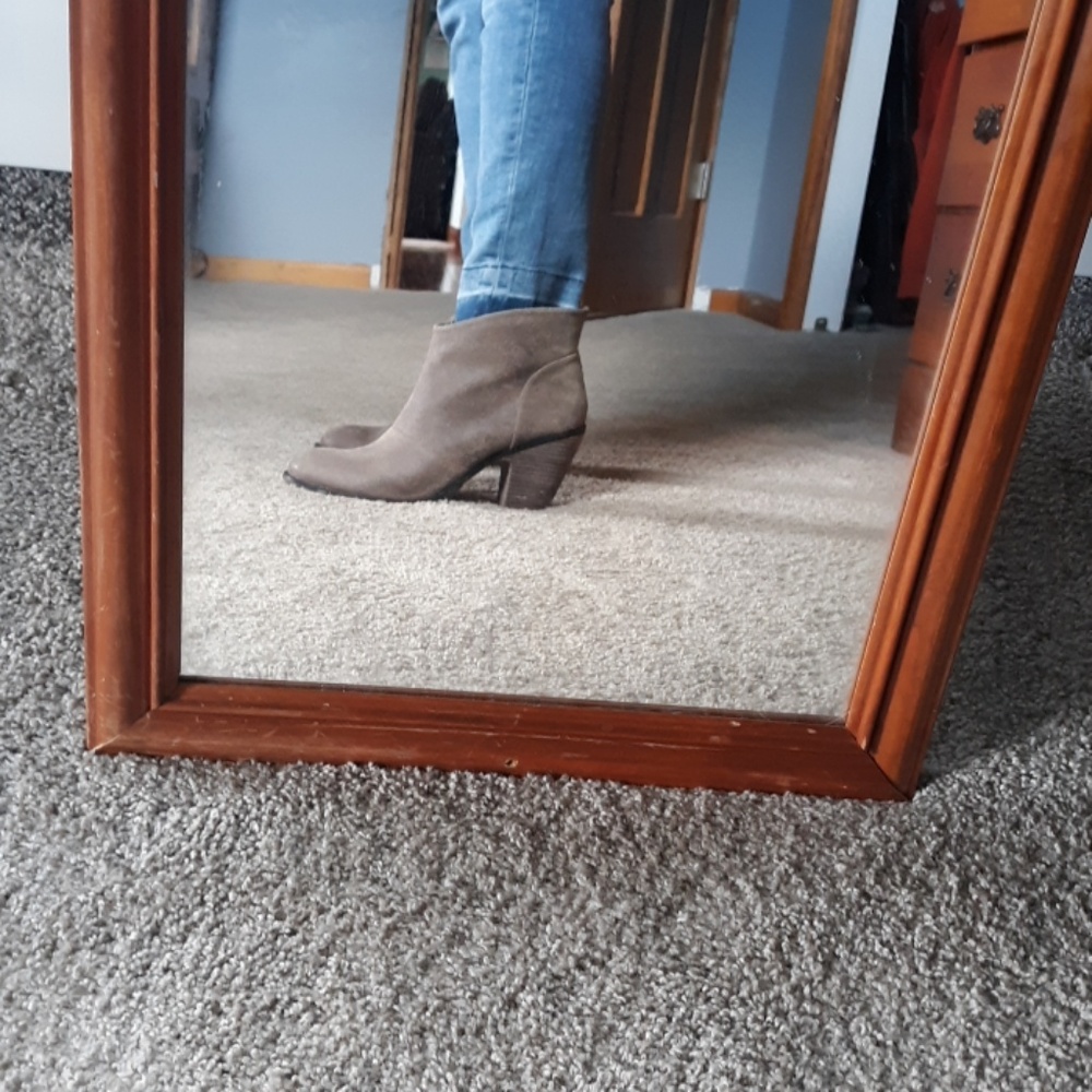 Jessica Simpson booties - Picture 2 of 3